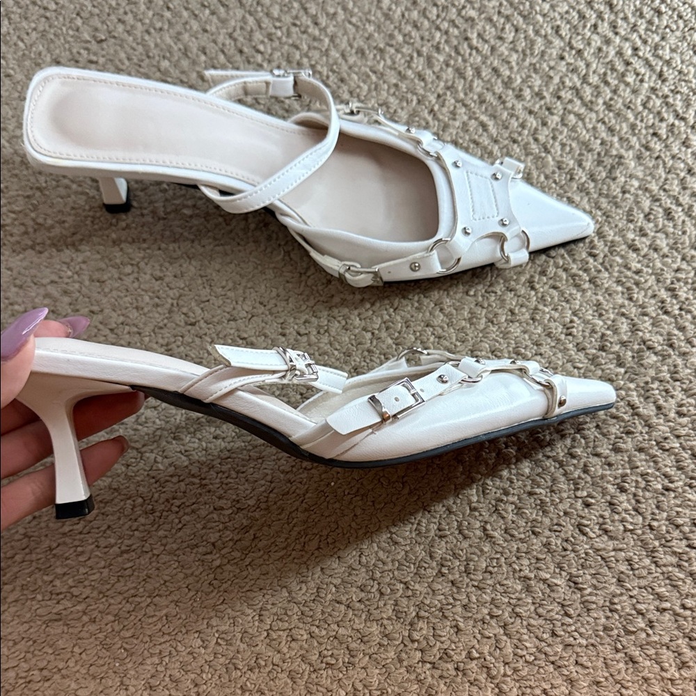 Elegant White Women's Slingback kitten heels - Picture 2 of 2